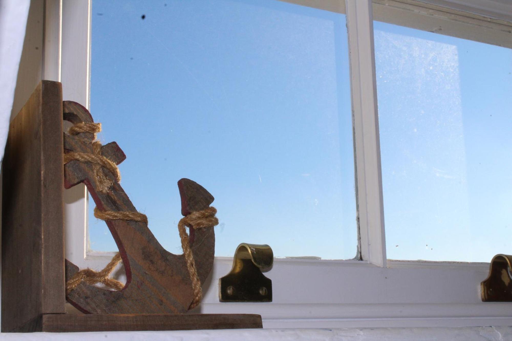 The Ship Inn Dymchurch Room photo