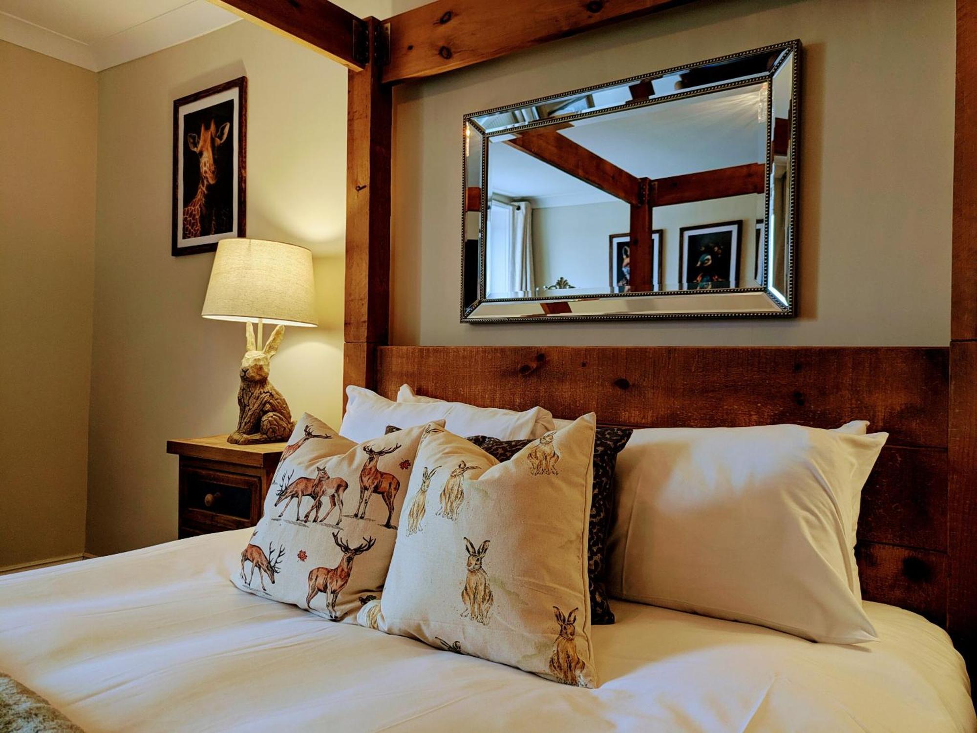The Ship Inn Dymchurch Room photo